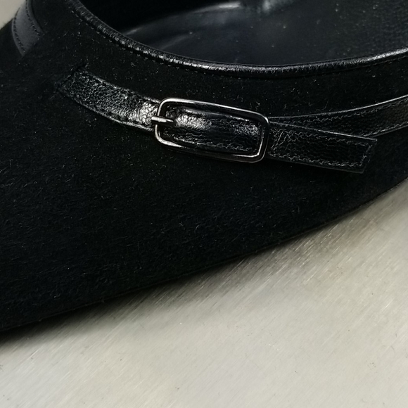 Richard Tyler Suede Pointed Toe Mule Heels  - Picture 4 of 8